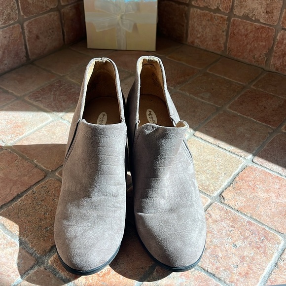 Size 8 tan Dr Scholls boots with heels - Picture 2 of 5